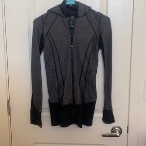 Lulelemon zip up